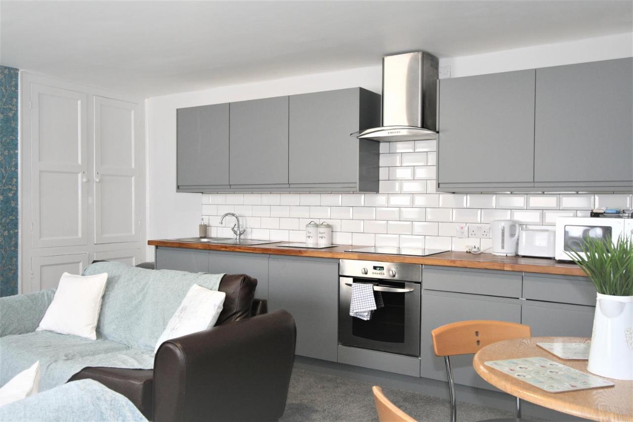 Central Serviced Apartments By Roomsbooked Cheltenham Extérieur photo