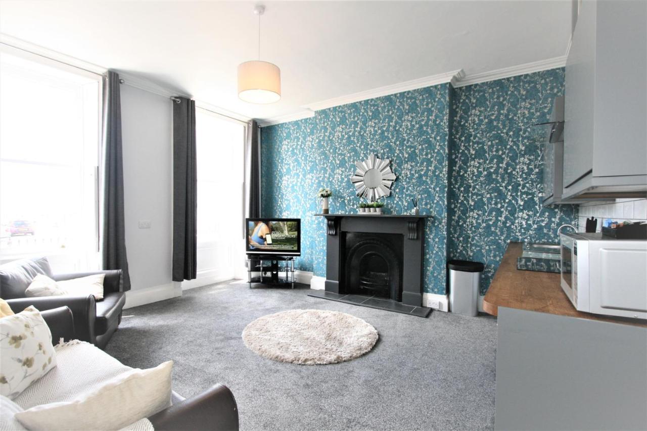Central Serviced Apartments By Roomsbooked Cheltenham Extérieur photo